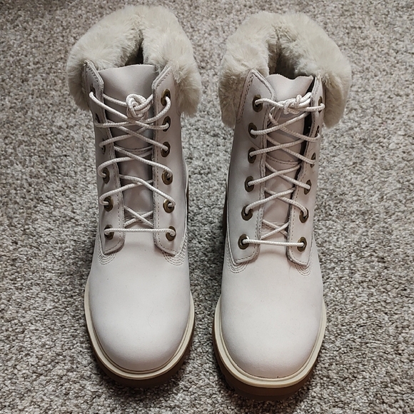 Timberland Women's Cream Fur-Lined Winter Boots Never Worn! NWOB - Picture 2 of 6
